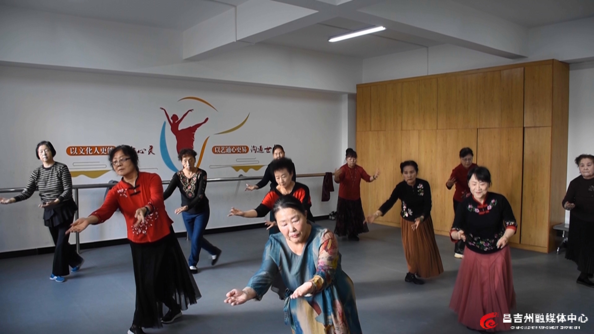 反响(2) (1).jpg 反响(2) (1).jpg