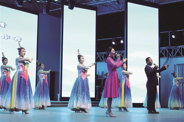 我们的节日 | 山西专场文艺汇演走进昌吉市
