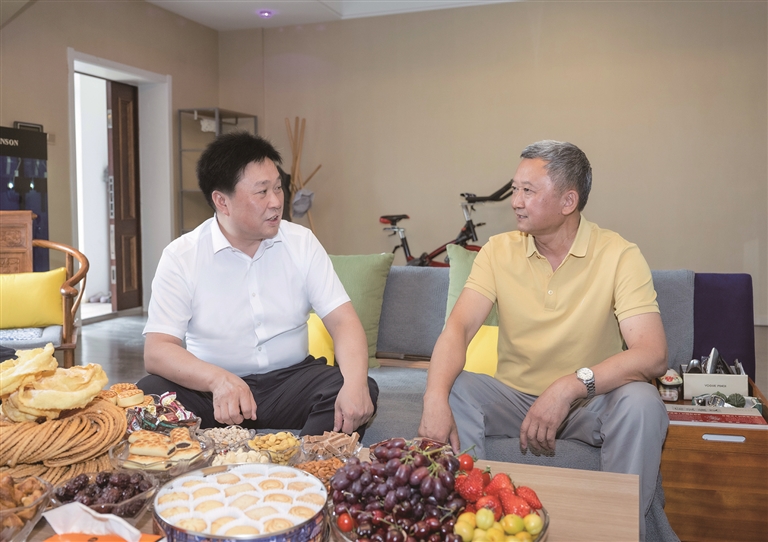 昌吉州四套班子领导开展古尔邦节走访慰问活动