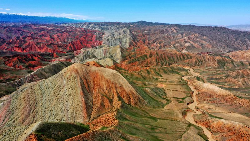 视觉昌吉 | 昌吉百里丹霞：玉带缠赤岩 山水自成画